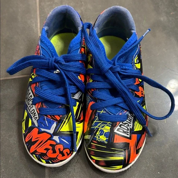 Nemeziz Messi addidas soccer shoes- Blue, Yellow, Red - Picture 9 of 17